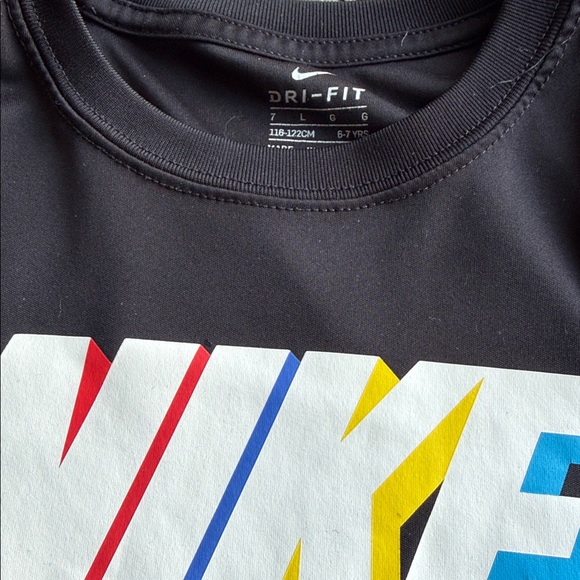 Nike Kids athletics Set - Black and Multicolor - Picture 3 of 3